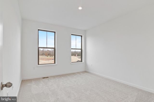 20935 BLUEBIRD SQ, Sterling, VA 20165