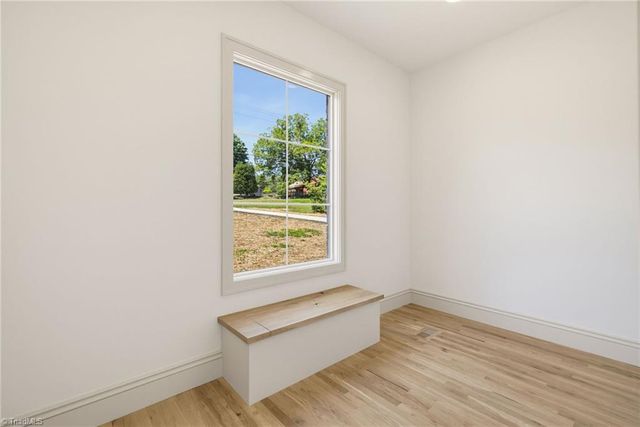 568 N Bunker Hill Road, Oak Ridge, NC 27310