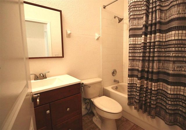 3001 LAUREL PARK LANE 105, Kissimmee, FL 34741