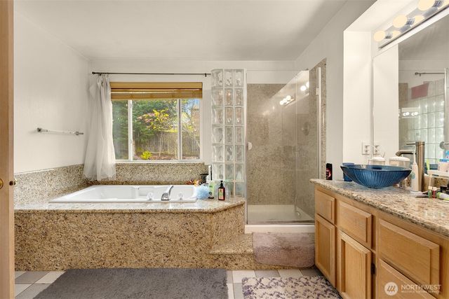 836 SW 345th Street, Federal Way, WA 98023