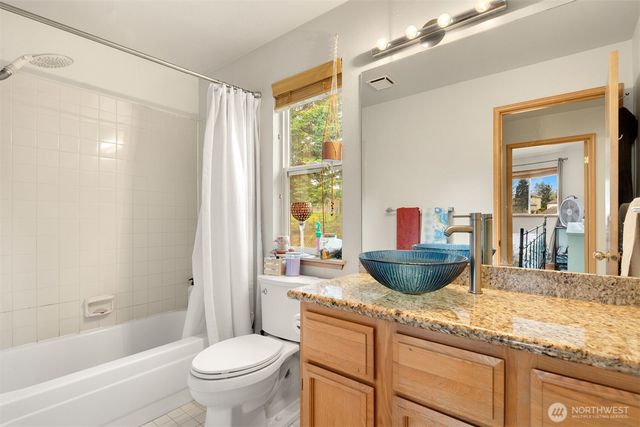 836 SW 345th Street, Federal Way, WA 98023