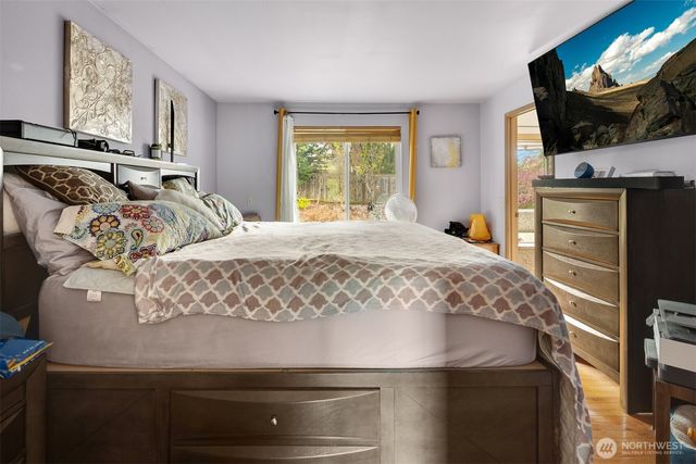 836 SW 345th Street, Federal Way, WA 98023