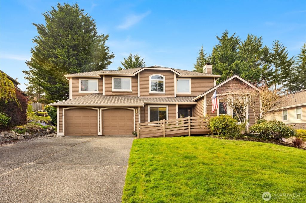 836 SW 345th Street, Federal Way, WA 98023