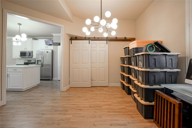 609 Trails End Court, Hurst, TX 76054
