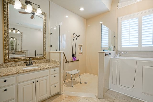 609 Trails End Court, Hurst, TX 76054