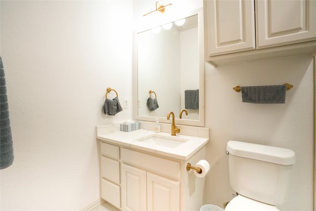 609 Trails End Court, Hurst, TX 76054