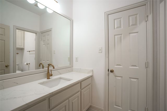 609 Trails End Court, Hurst, TX 76054