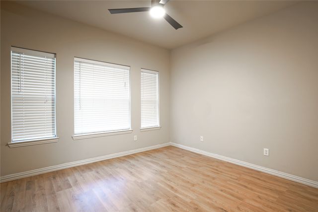 609 Trails End Court, Hurst, TX 76054