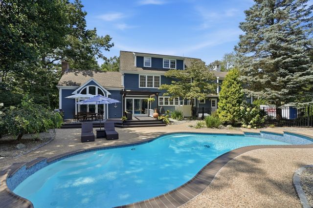 25 Hidden Valley Rd, Marshfield, MA 02050