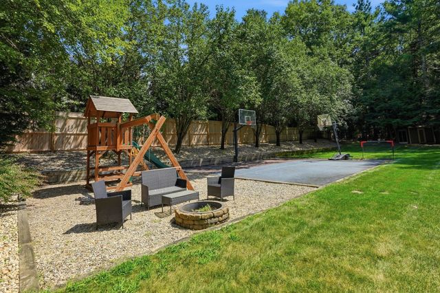 25 Hidden Valley Rd, Marshfield, MA 02050