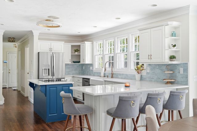 25 Hidden Valley Rd, Marshfield, MA 02050