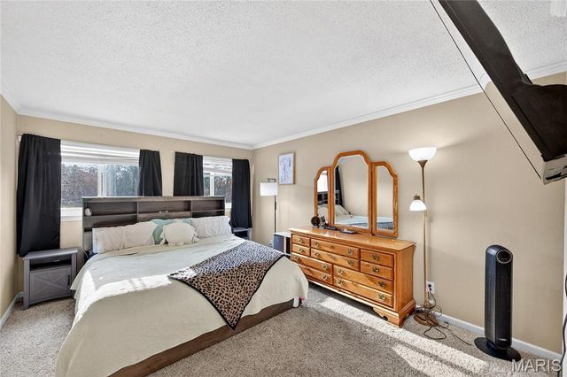 1465 Heritage Landing 35, St Charles, MO 63303