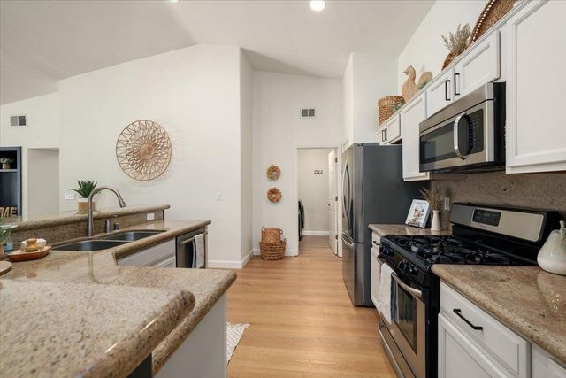 6141 Preston Cir, Rocklin, CA 95765