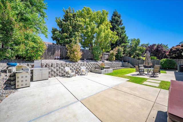 6141 Preston Cir, Rocklin, CA 95765