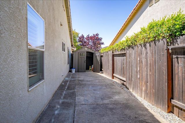 6141 Preston Cir, Rocklin, CA 95765