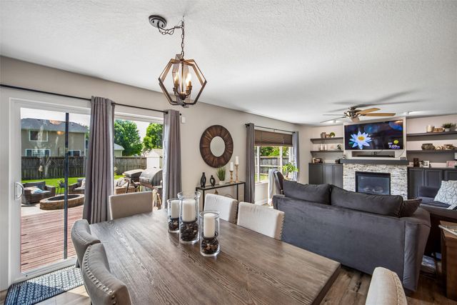 570 SE Cardinal Lane, Waukee, IA 50263