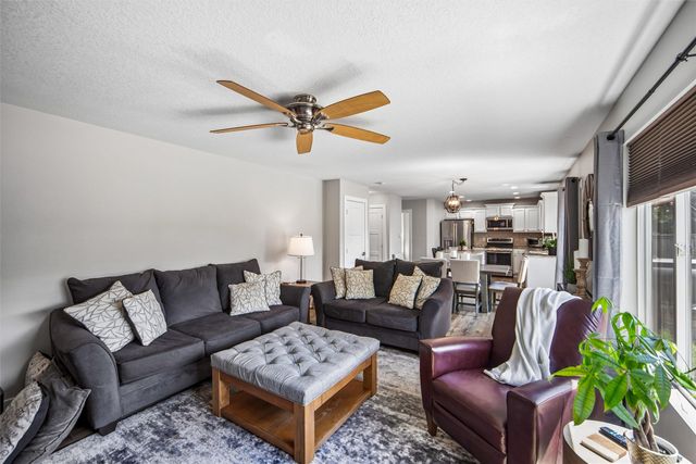 570 SE Cardinal Lane, Waukee, IA 50263