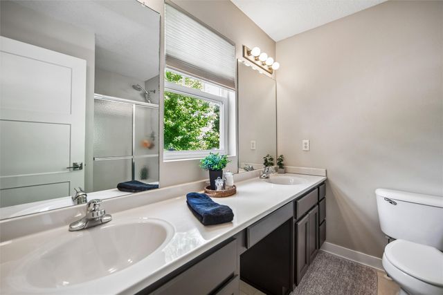 570 SE Cardinal Lane, Waukee, IA 50263