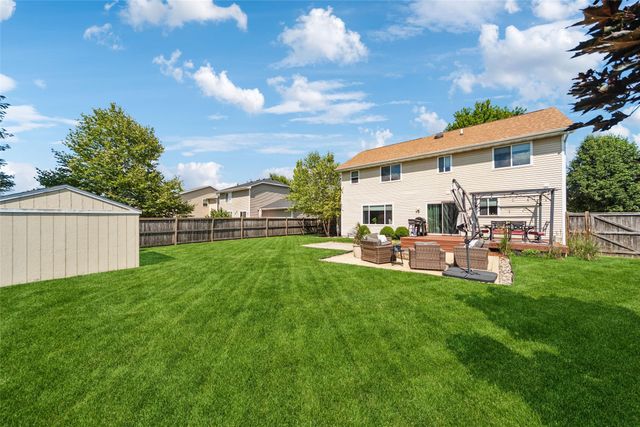 570 SE Cardinal Lane, Waukee, IA 50263