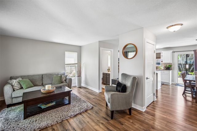 570 SE Cardinal Lane, Waukee, IA 50263