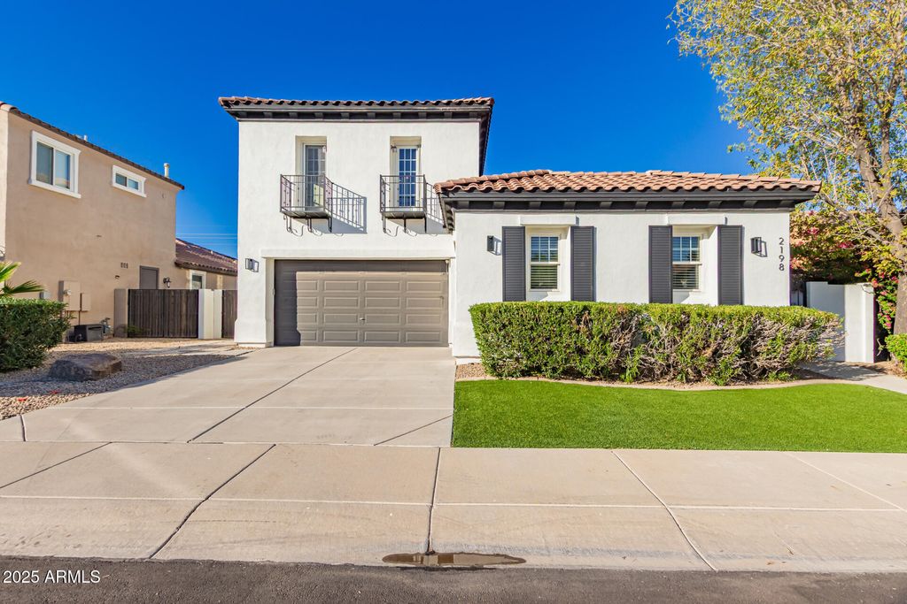 2198 E WISTERIA Drive, Chandler, AZ 85286