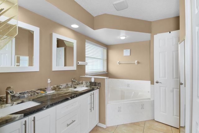 6915 NW Hershy Circle, Port St. Lucie, Port St Lucie, FL 34983