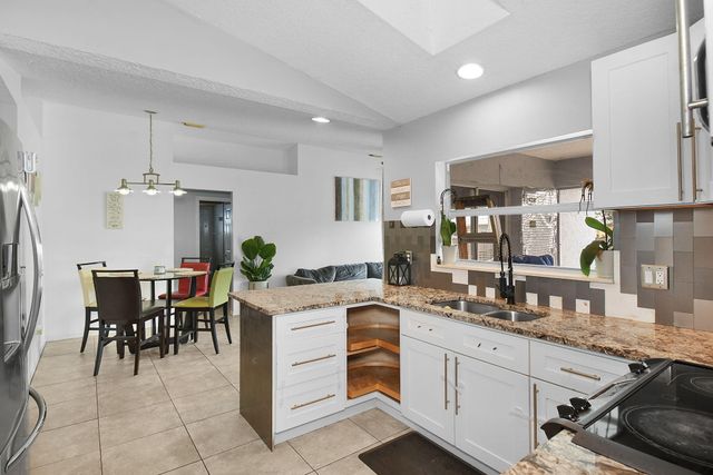 6915 NW Hershy Circle, Port St. Lucie, Port St Lucie, FL 34983