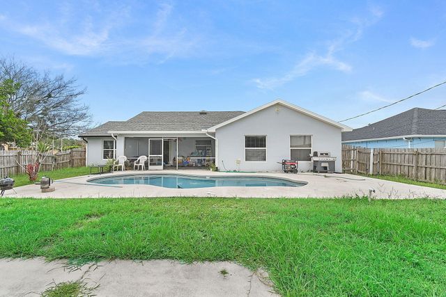 6915 NW Hershy Circle, Port St. Lucie, Port St Lucie, FL 34983