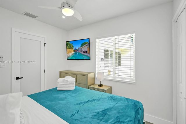 1800 N Victoria Park Rd, Fort Lauderdale, FL 33305