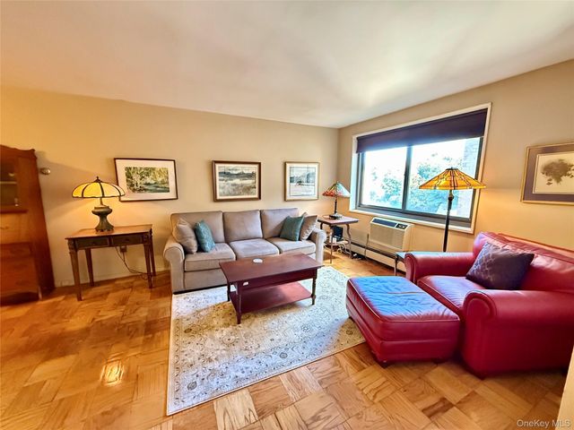 100 E Hartsdale Avenue 7RE, Hartsdale, NY 10530