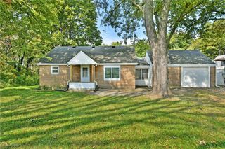 2169 Salt Springs Road, Mcdonald, OH 44437