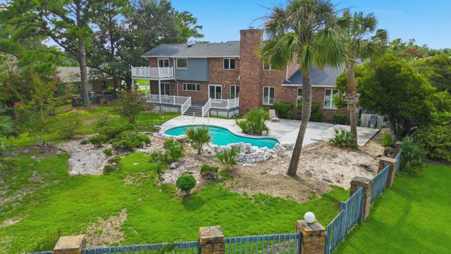 1911 Arundel Rd., Myrtle Beach, SC 29577