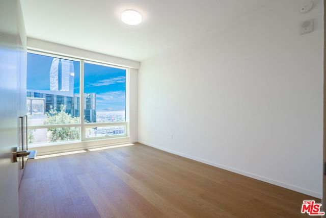 877 Francisco Street 2210, Los Angeles, CA 90017