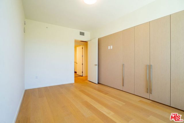 877 Francisco Street 2210, Los Angeles, CA 90017