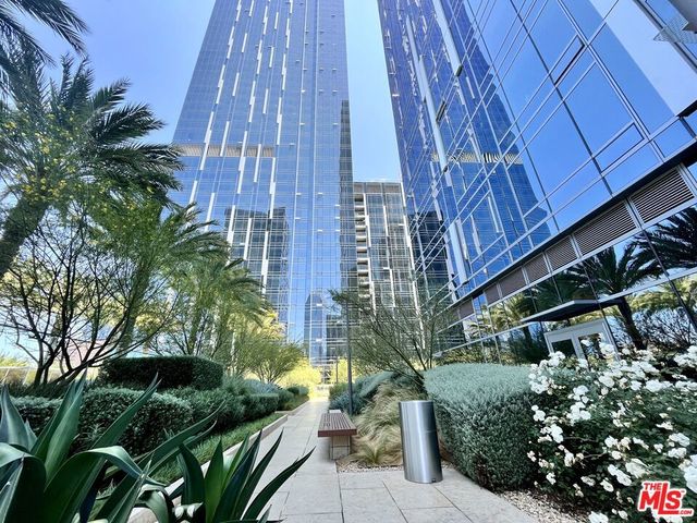 877 Francisco Street 2210, Los Angeles, CA 90017