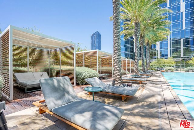 877 Francisco Street 2210, Los Angeles, CA 90017