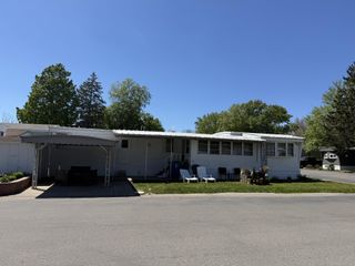 333 E Lakewood Boulevard 71, Holland Twp, MI 49424