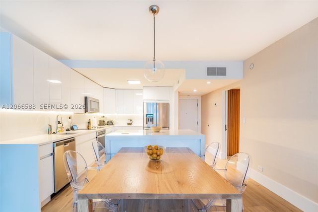 2301 Collins Ave 719, Miami Beach, FL 33139