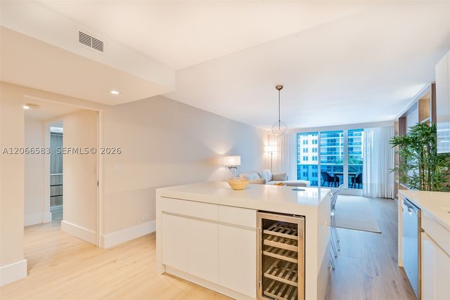 2301 Collins Ave 719, Miami Beach, FL 33139