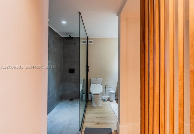 2301 Collins Ave 719, Miami Beach, FL 33139