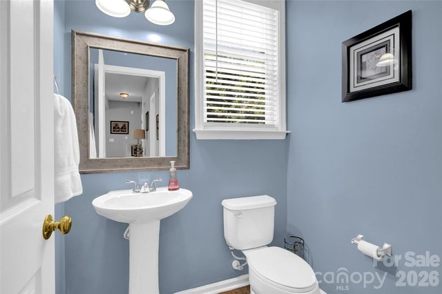 10104 Treetop Lane, Cornelius, NC 28031