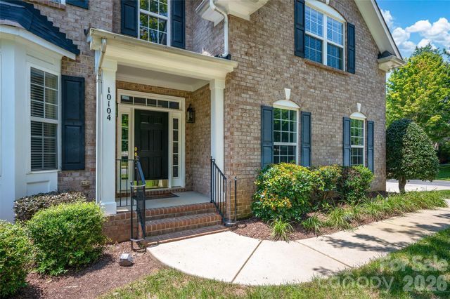 10104 Treetop Lane, Cornelius, NC 28031