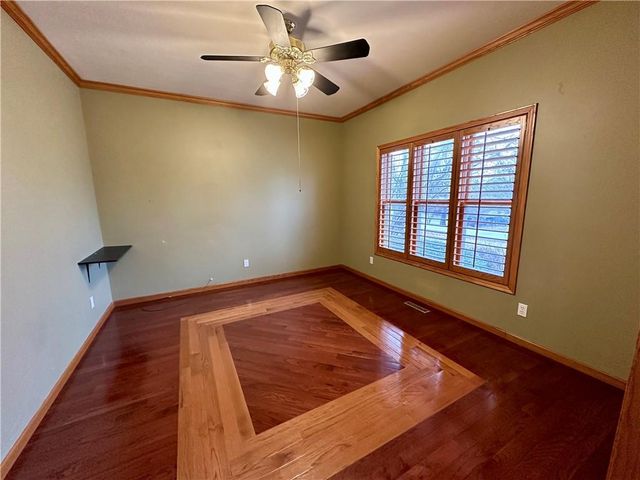 610 E 14th Street, Maryville, MO 64468