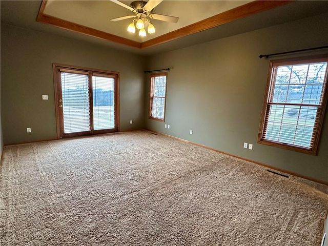 610 E 14th Street, Maryville, MO 64468