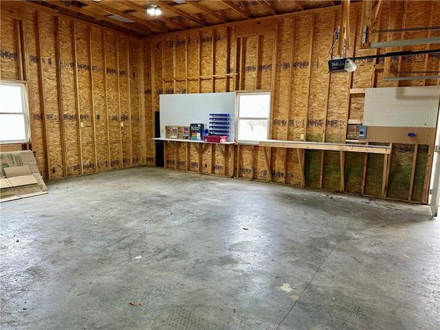 610 E 14th Street, Maryville, MO 64468