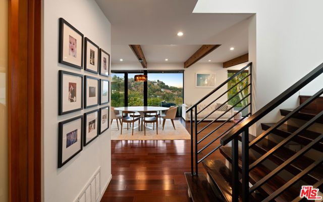 2608 Carman Crest Drive, Los Angeles, CA 90068