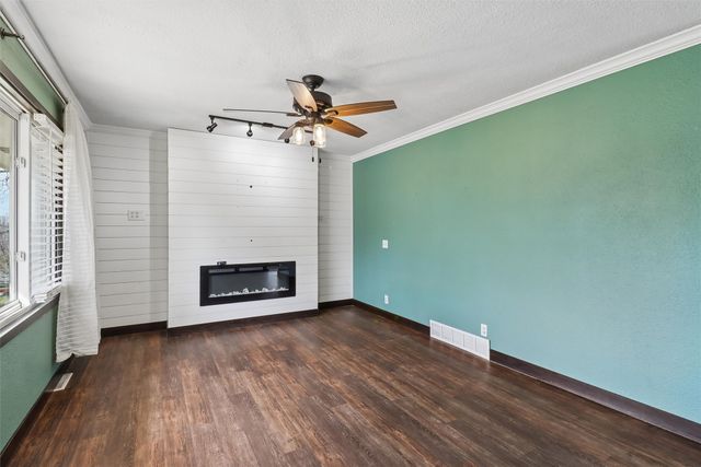 207 Elm Street, Milo, IA 50166