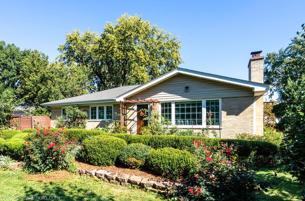2N563 Mildred Avenue, Glen Ellyn, IL 60137 — photo 2