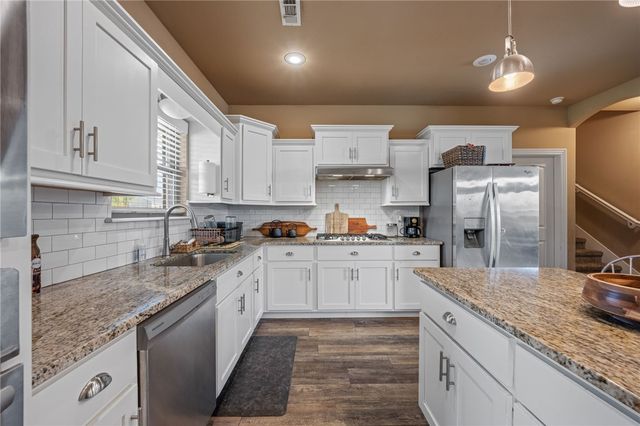 1158 Ruscello Avenue, Tontitown, AR 72762