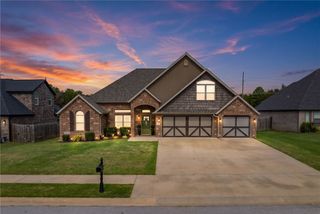 1158 Ruscello Avenue, Tontitown, AR 72762